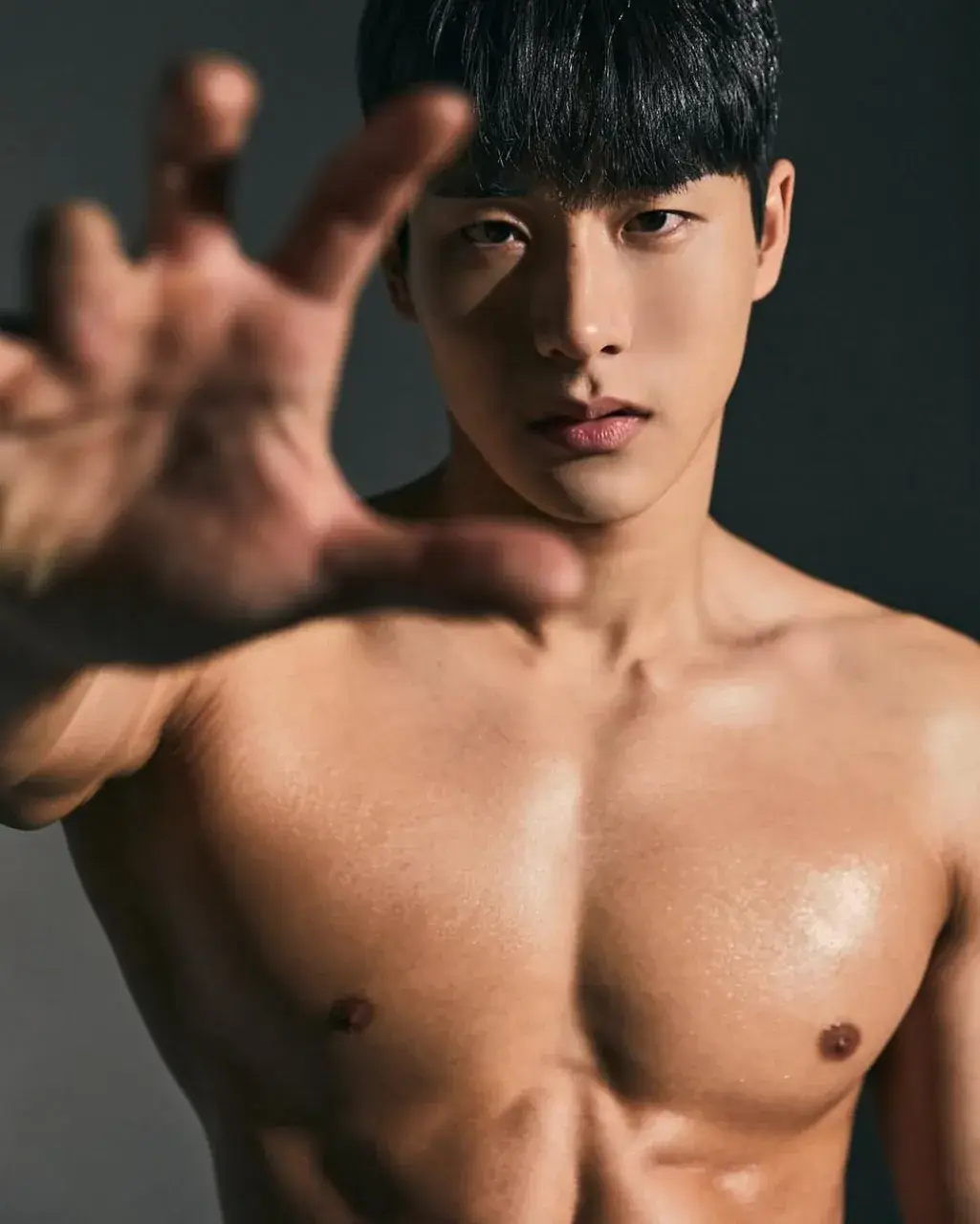 หนุ่มเกาหลีงานดี มีวาร์ป ( IG : khsccs )