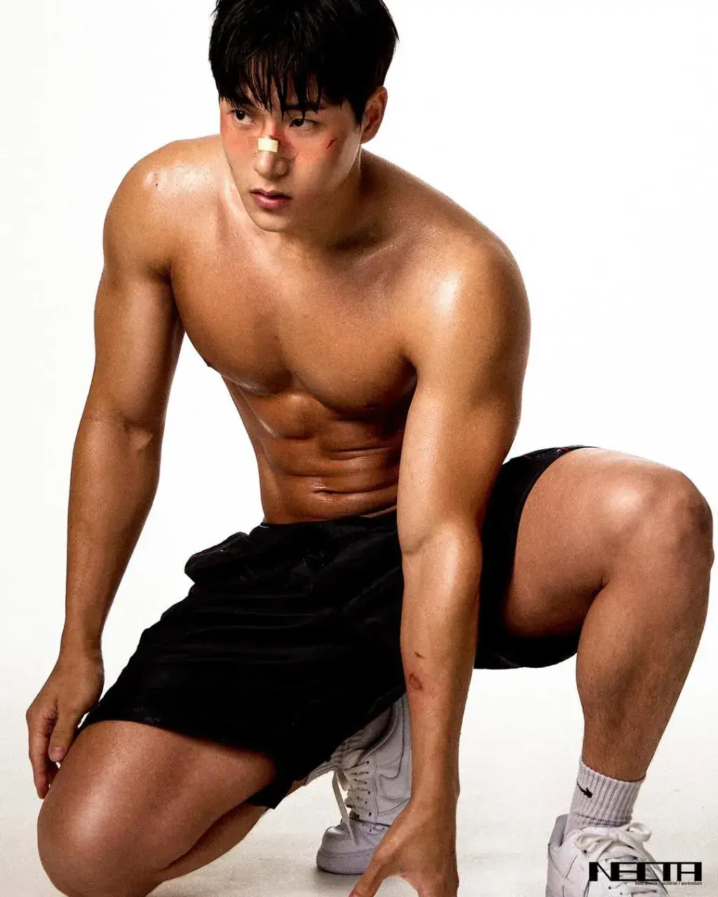 หนุ่มเกาหลีงานดี มีวาร์ป ( IG : khsccs )