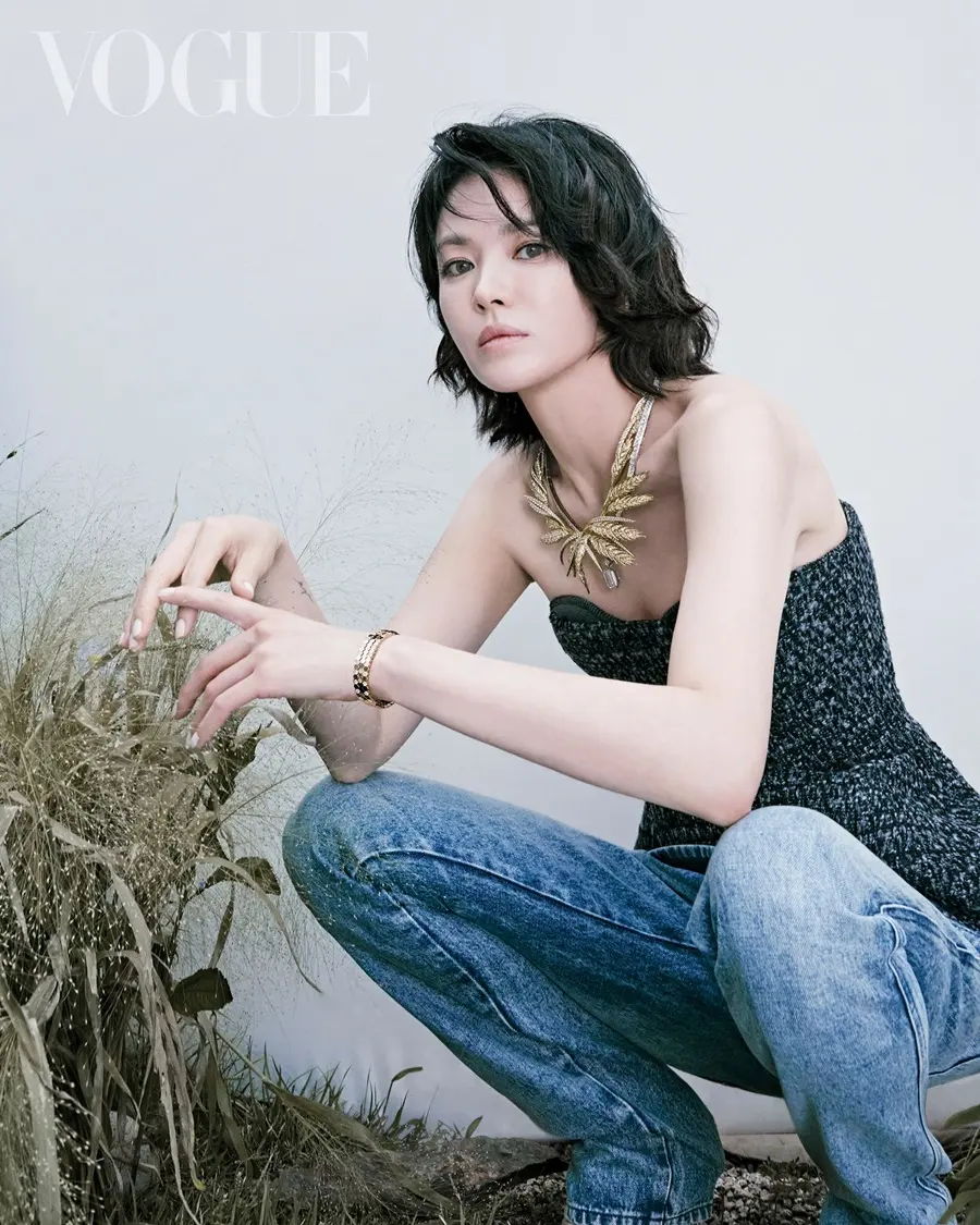 Song Hye Kyo @ VOGUE Taiwan October 2025