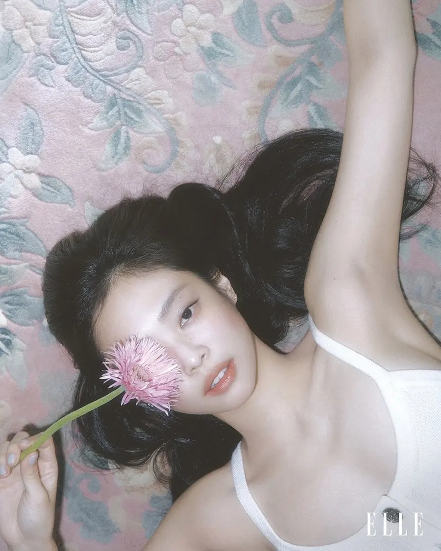 Jennie @ ELLE Mexico October 2025