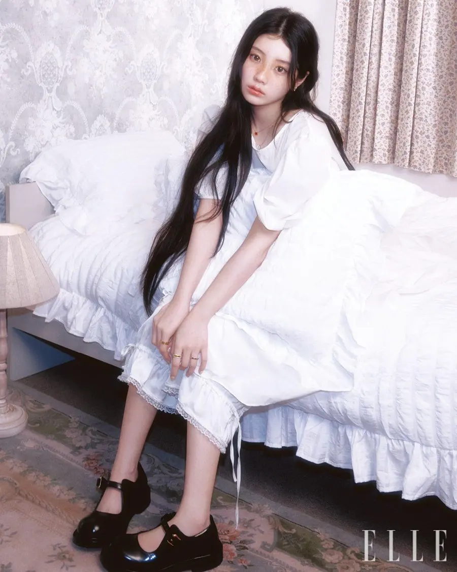 ILLIT @ ELLE Korea September 2025