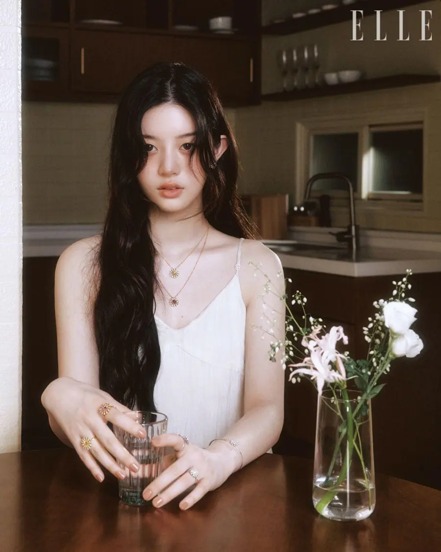 ILLIT @ ELLE Korea September 2025