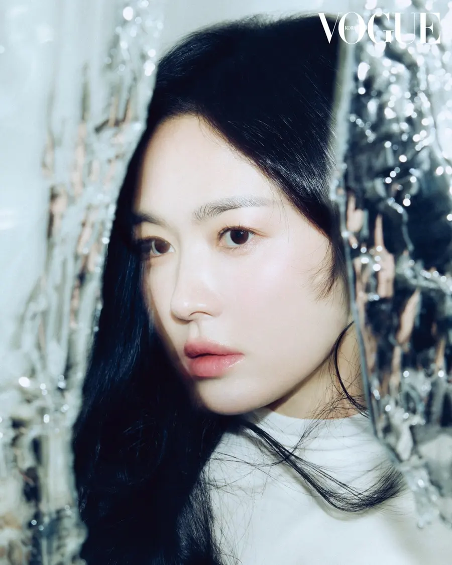 Song Hye Kyo @ VOGUE Korea October 2025