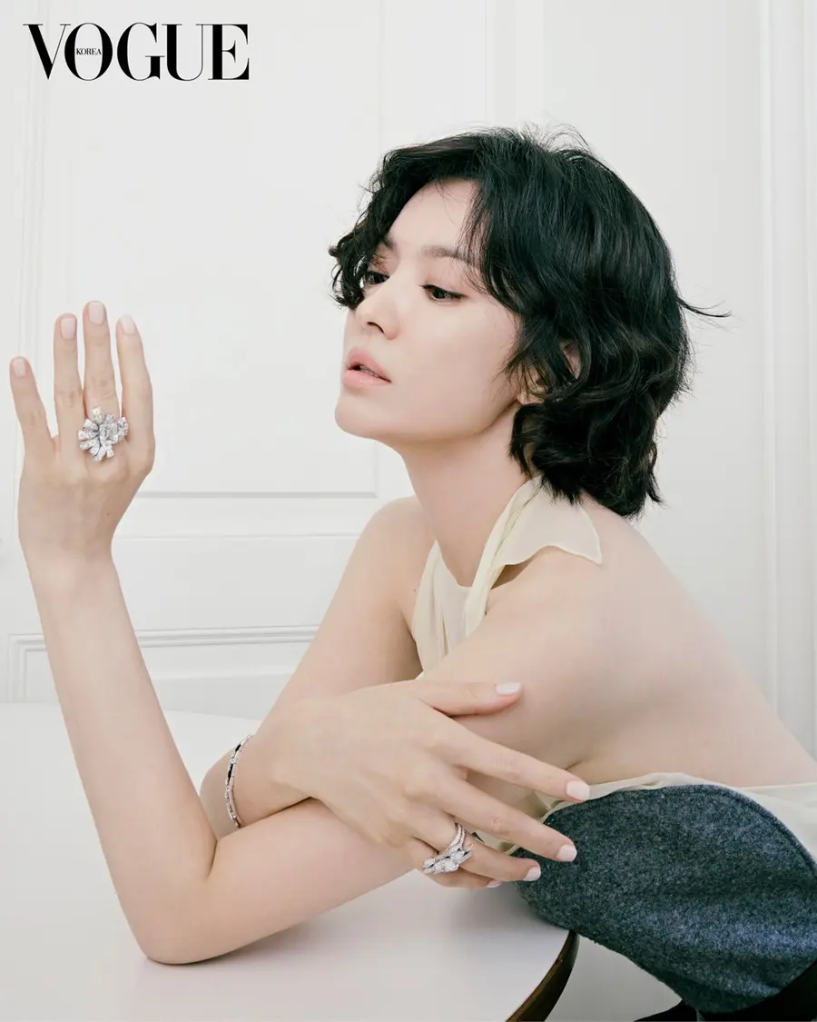 Song Hye Kyo @ VOGUE Korea October 2025