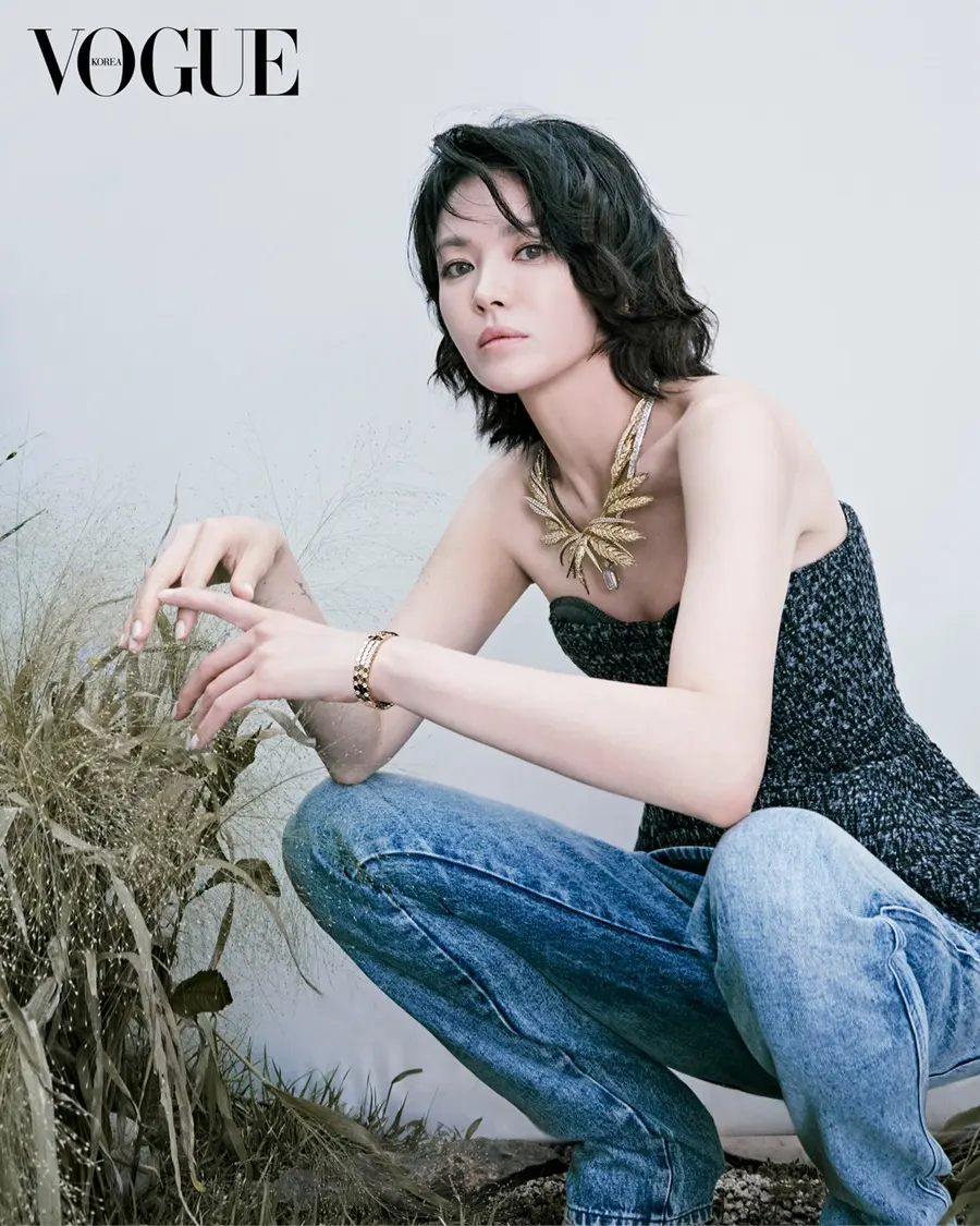 Song Hye Kyo @ VOGUE Korea October 2025