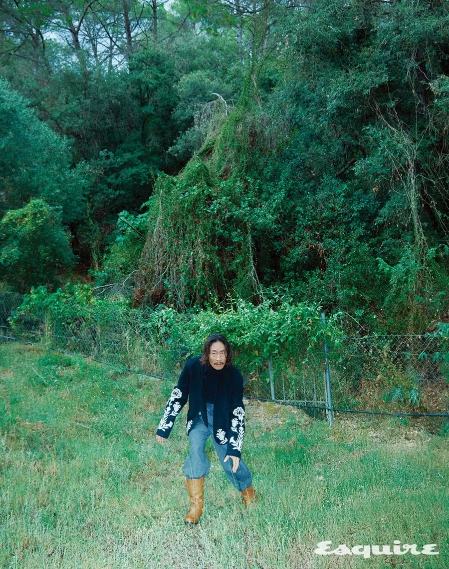 Ryoo Seung bum @ Esquire Korea October 2025