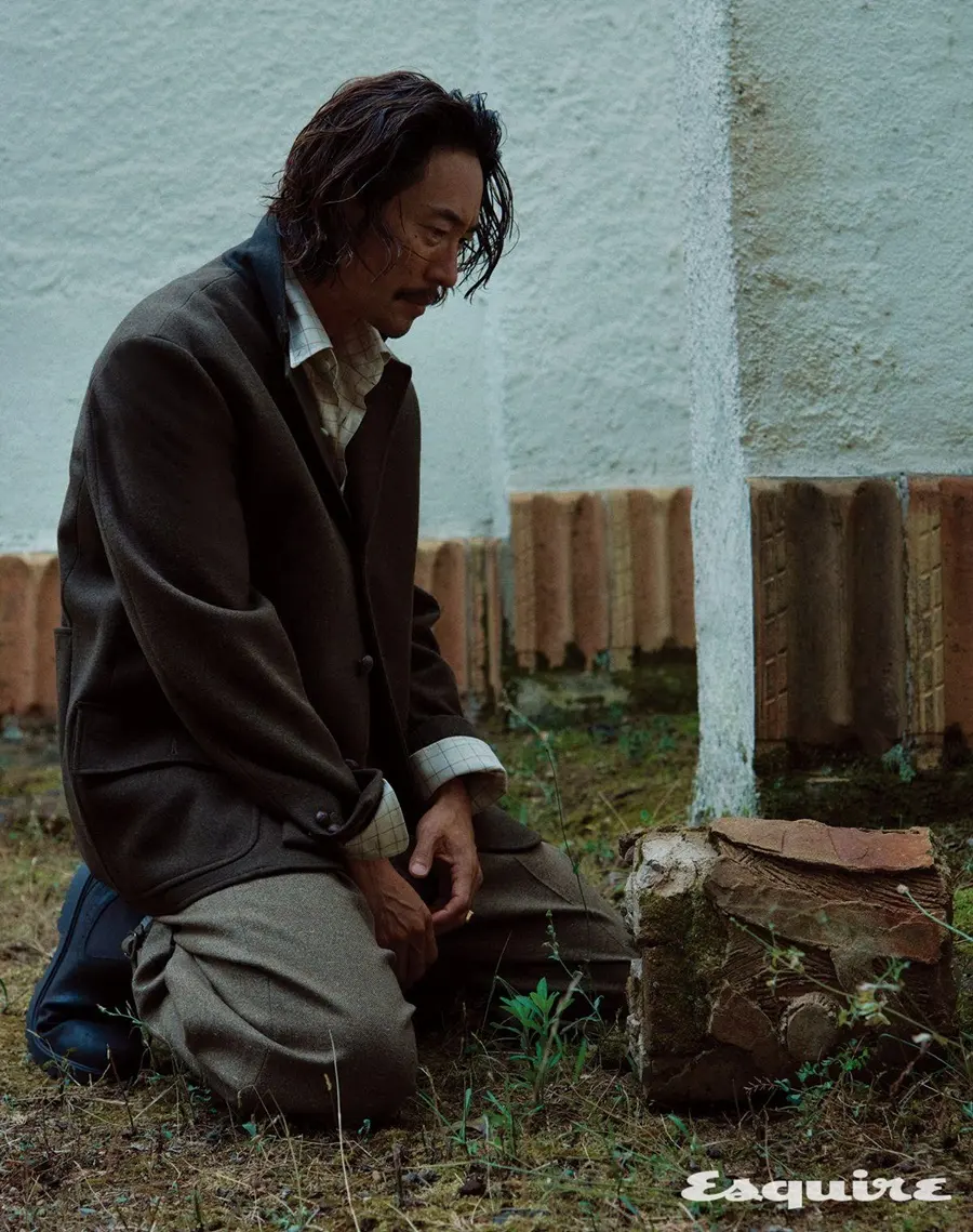 Ryoo Seung bum @ Esquire Korea October 2025