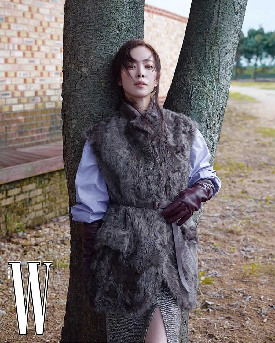 Han Ji min @ W Korea October 2025