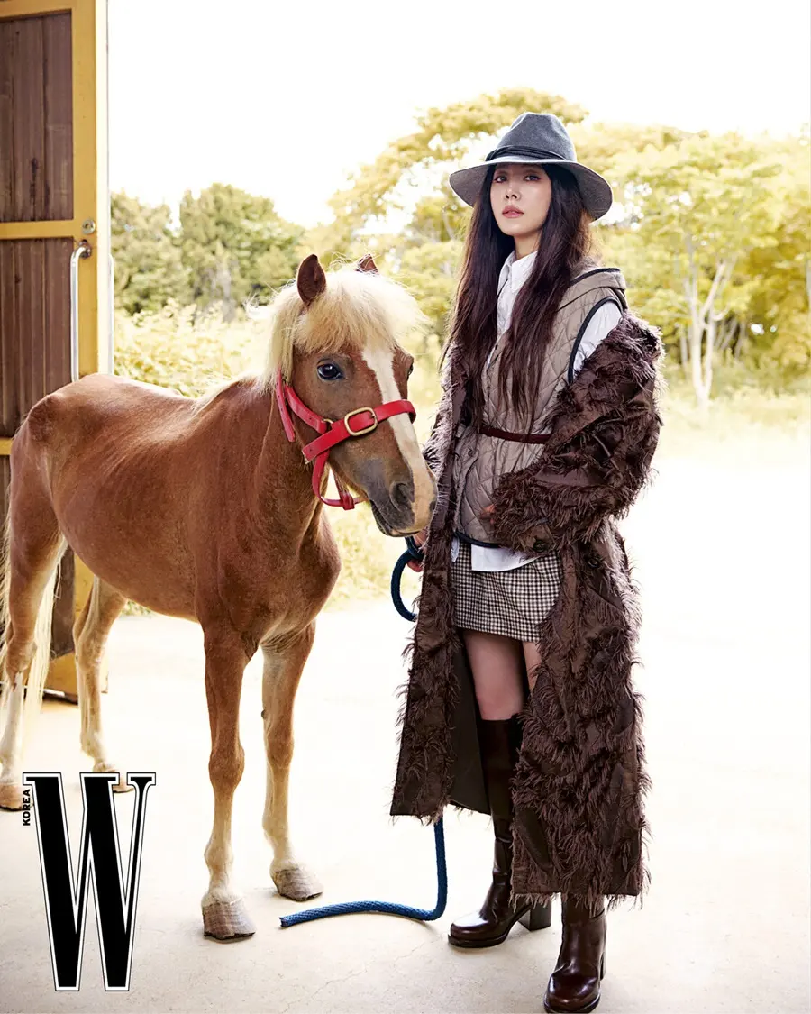 Han Ji min @ W Korea October 2025