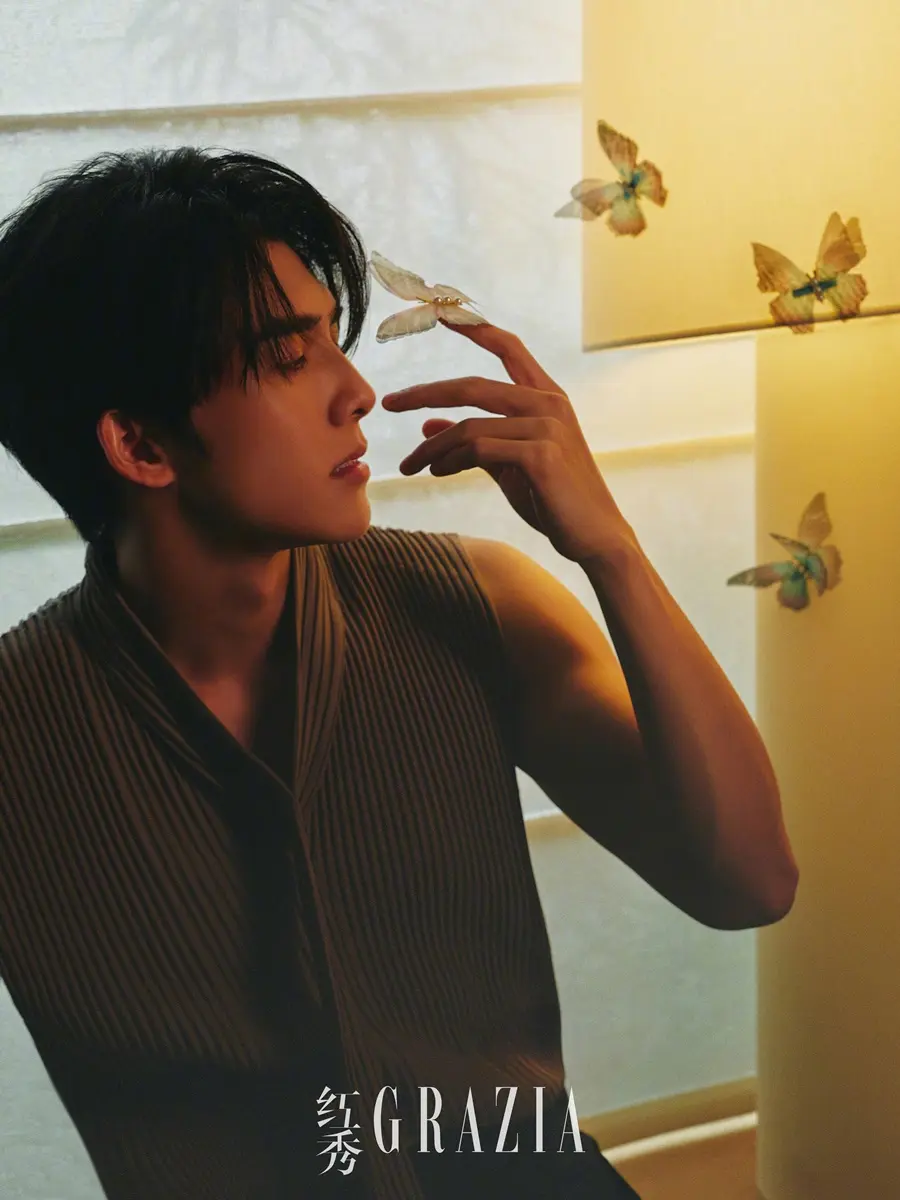 บูม รวีวิชญ์ @ GRAZIA China September 2025