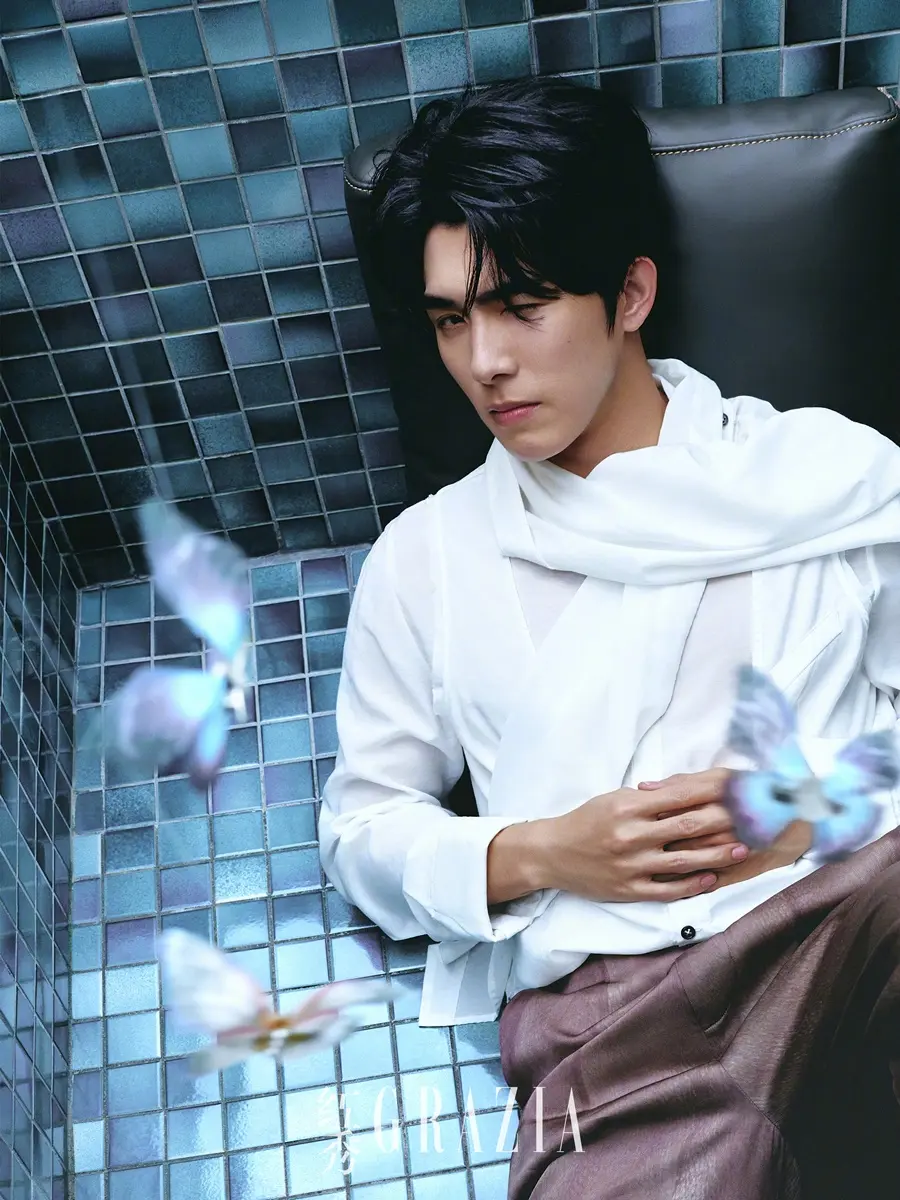 บูม รวีวิชญ์ @ GRAZIA China September 2025