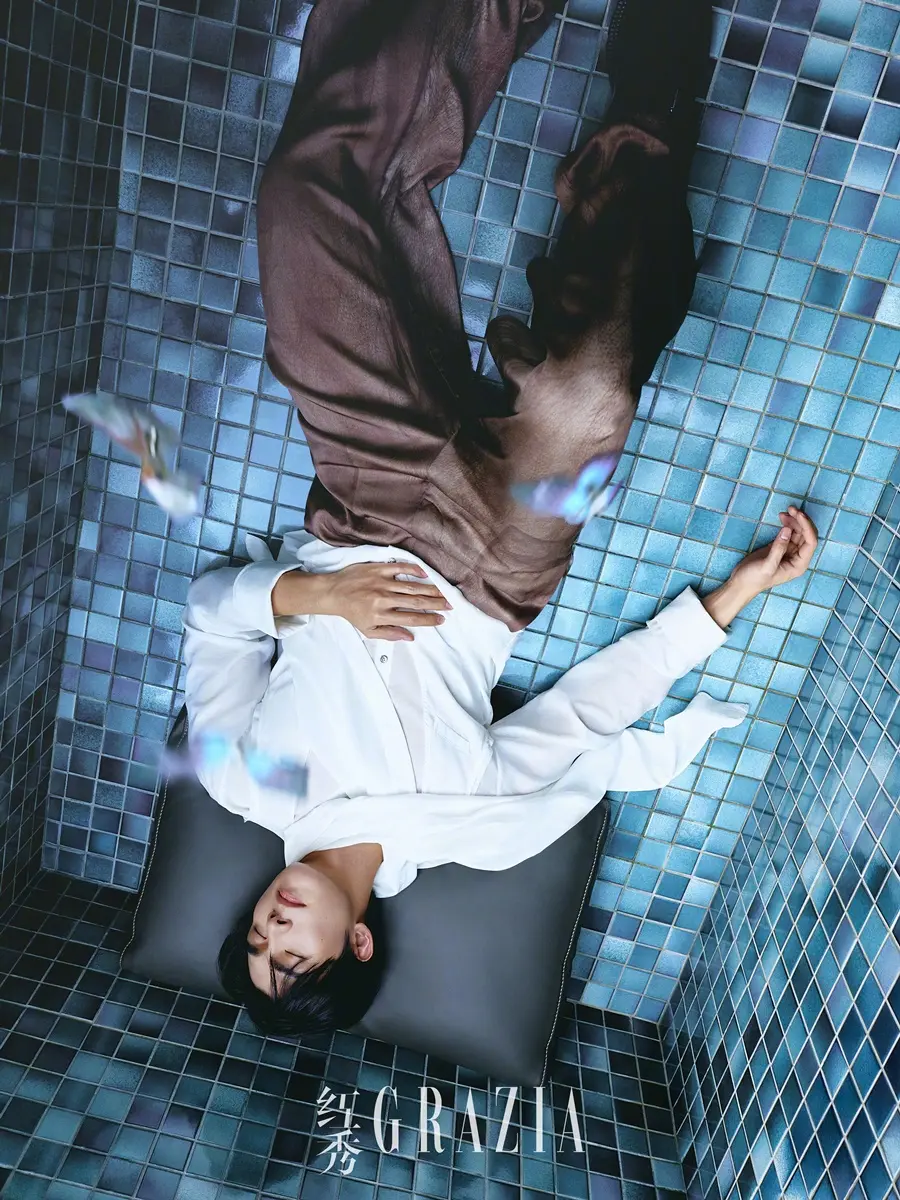 บูม รวีวิชญ์ @ GRAZIA China September 2025