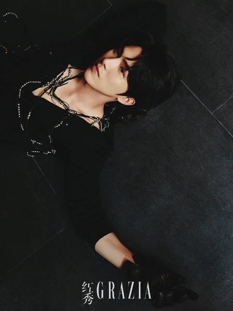 บูม รวีวิชญ์ @ GRAZIA China September 2025