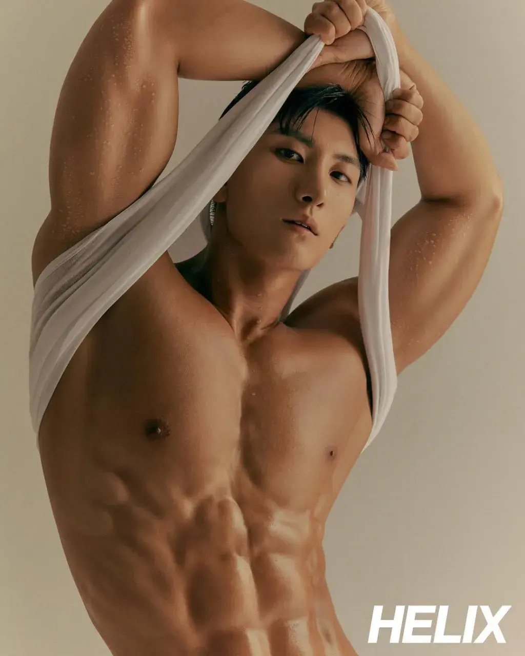 หนุ่มเกาหลีงานดี มีวาร์ป ( IG : big_won )