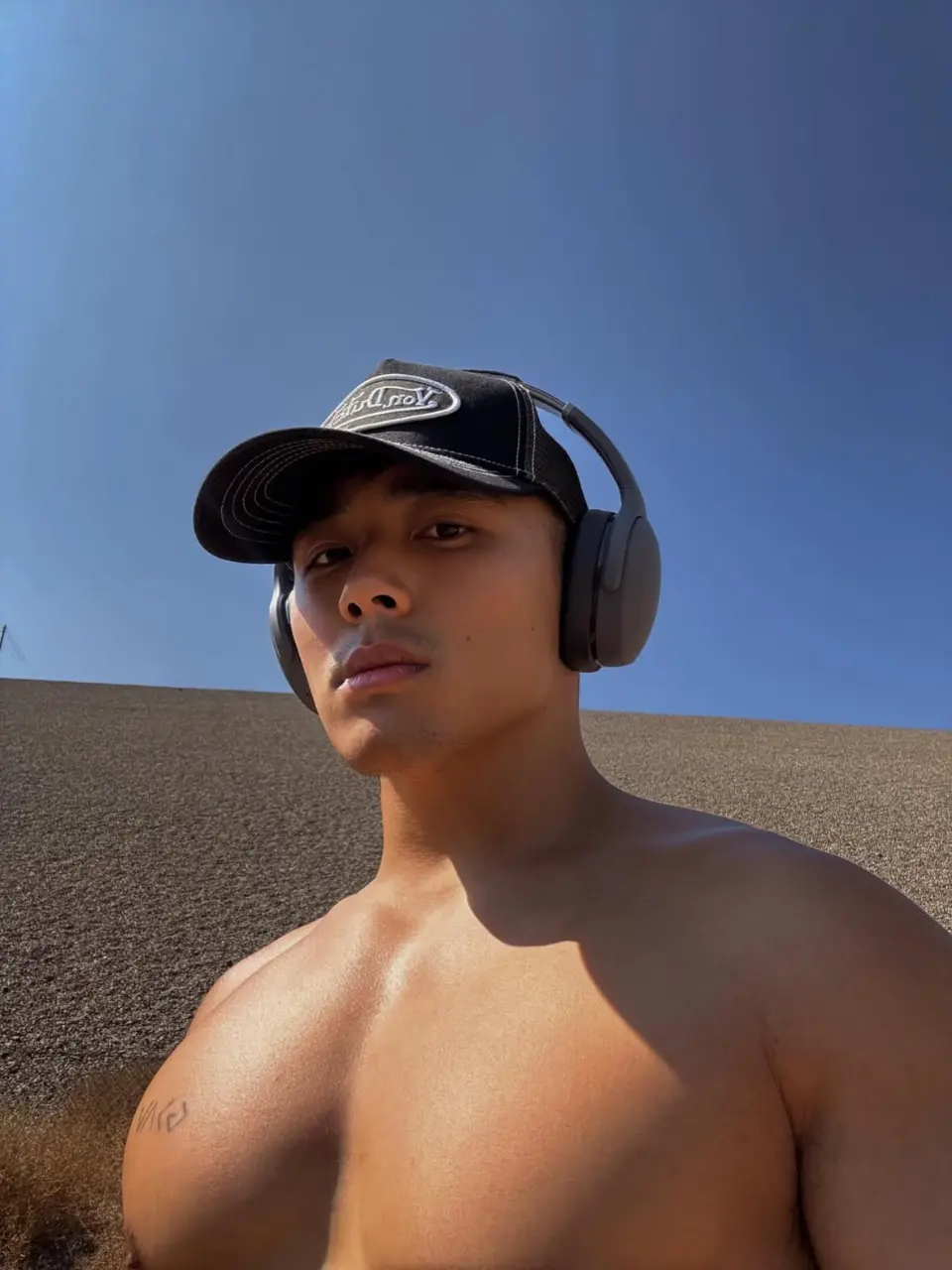 ถอดโชว์เรือนร่าง 2951