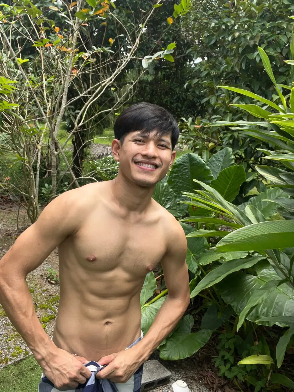 ถอดโชว์เรือนร่าง 2951