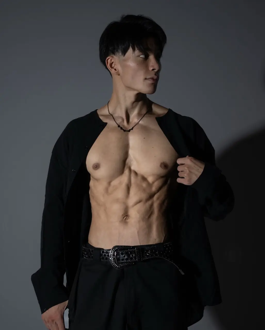 รูปหล่อเร้าอารมณ์ . 4