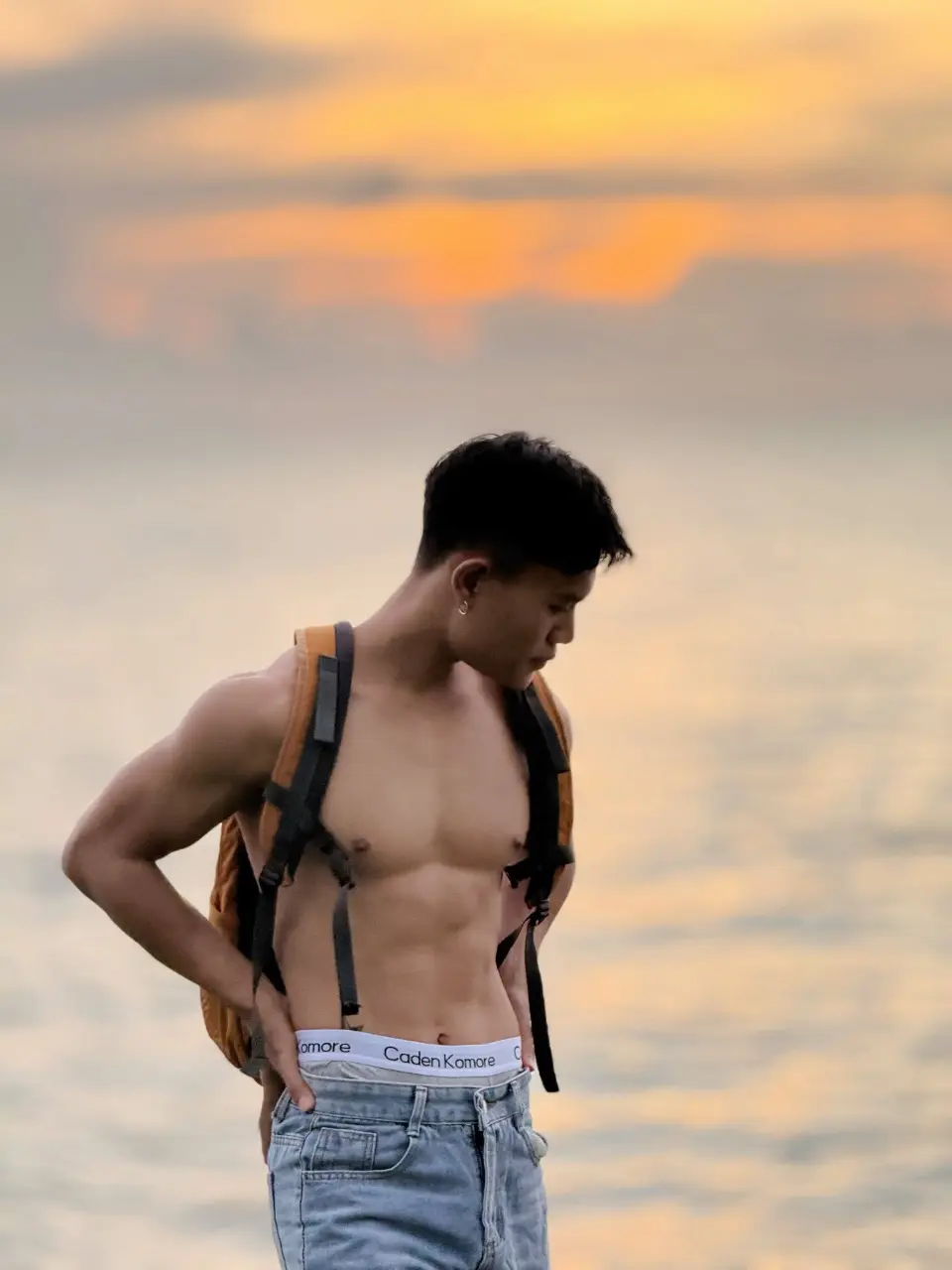 รูปหล่อเร้าอารมณ์ . 4