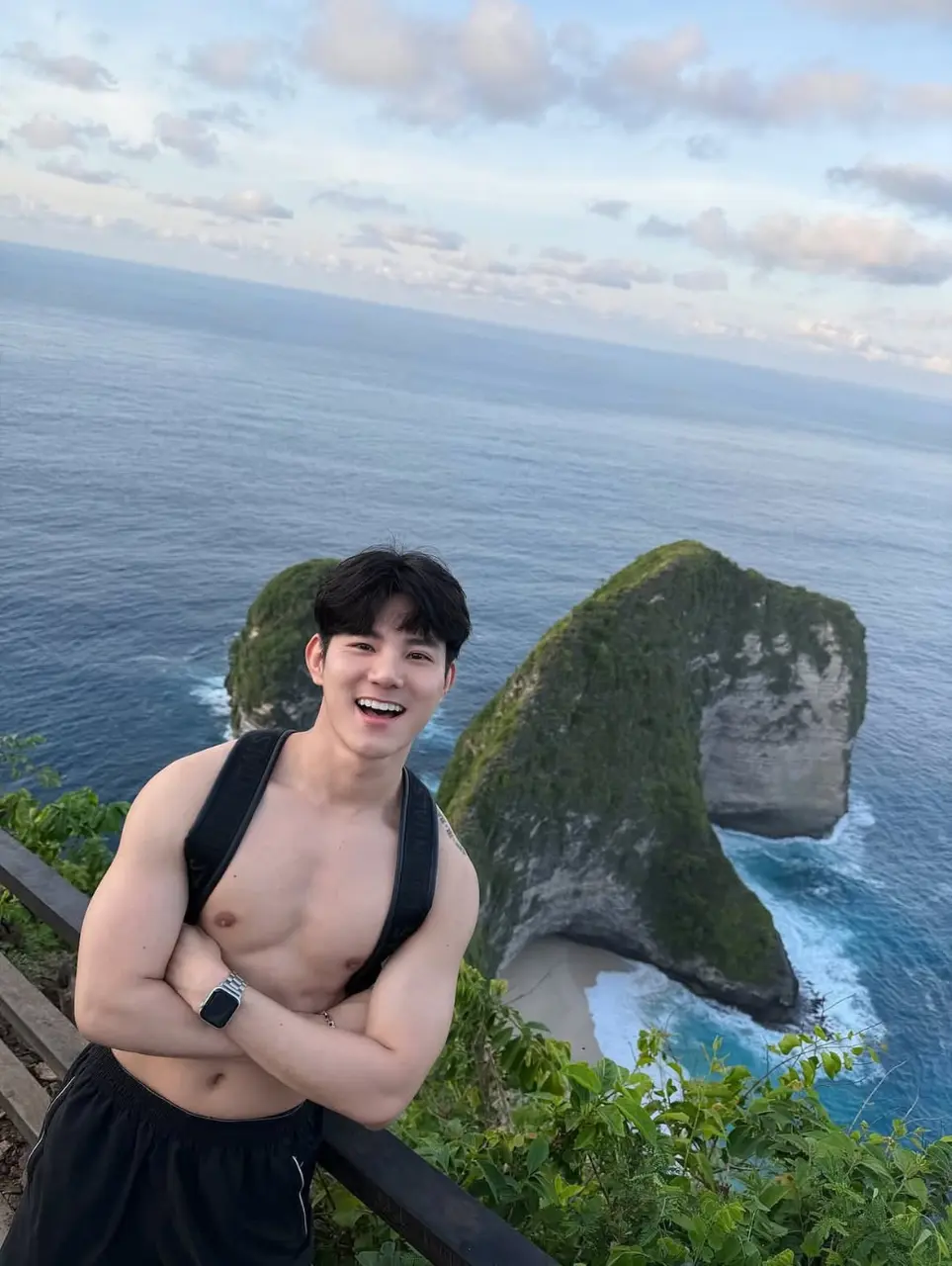 รูปหล่อเร้าอารมณ์ . 4