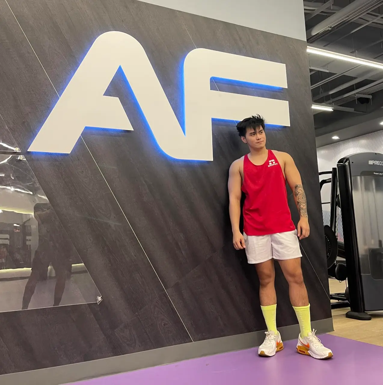 Cool GUY : Cristom Manuel