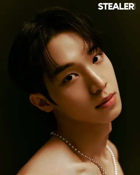 หนุ่มเกาหลีงานดี มีวาร์ป ( IG : z_minu98 )