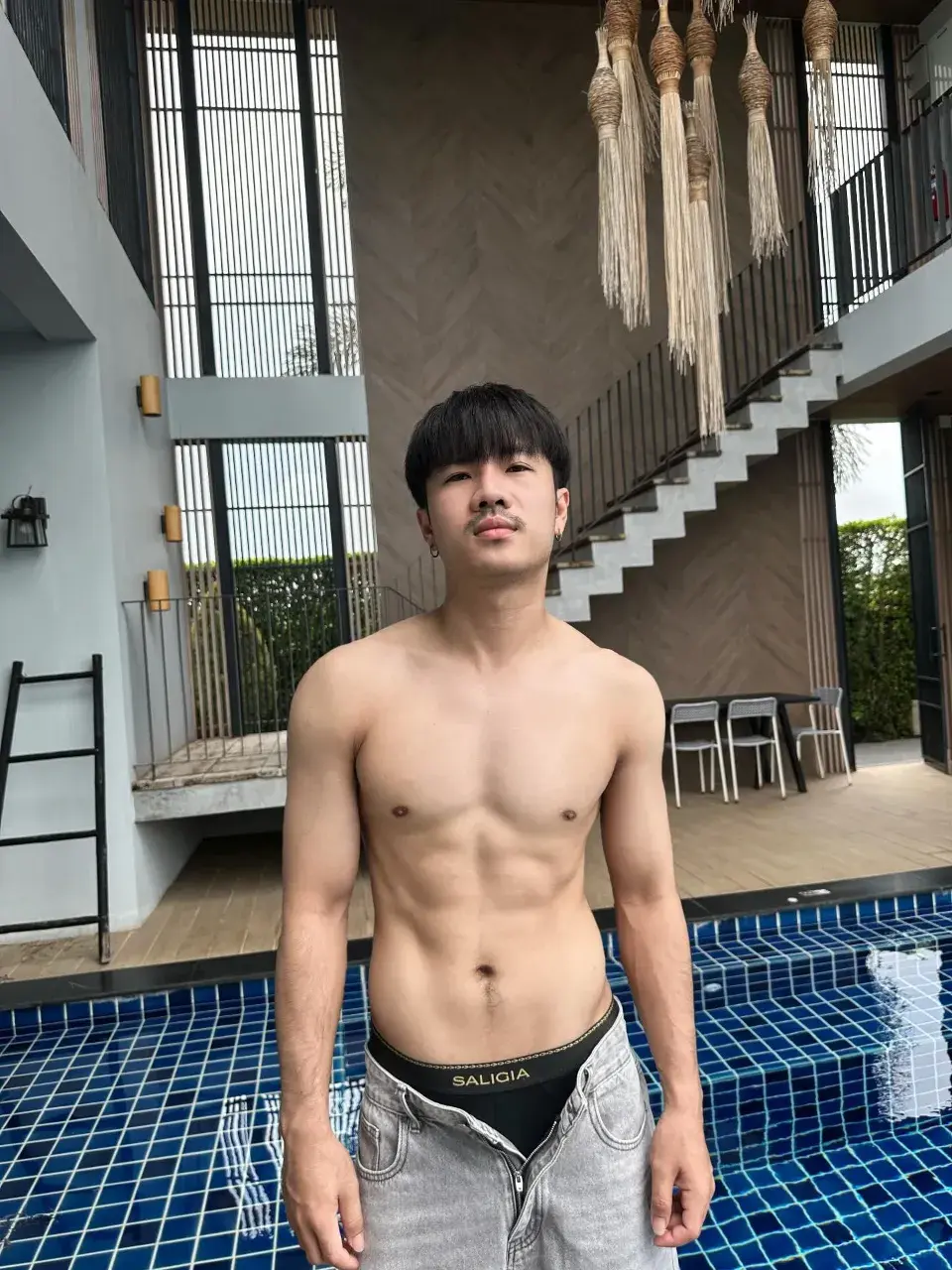 เสียวท้องน้อยรอเธอ