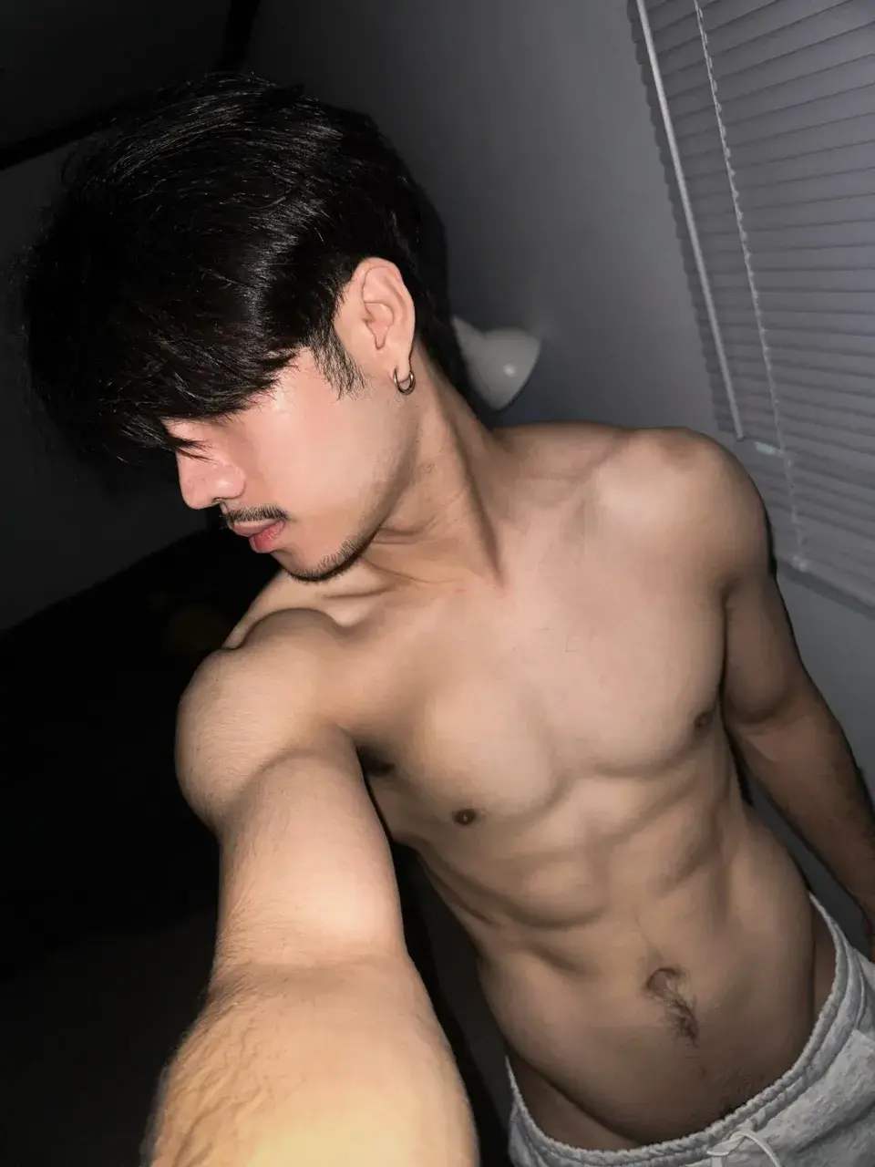 เสียวท้องน้อยรอเธอ