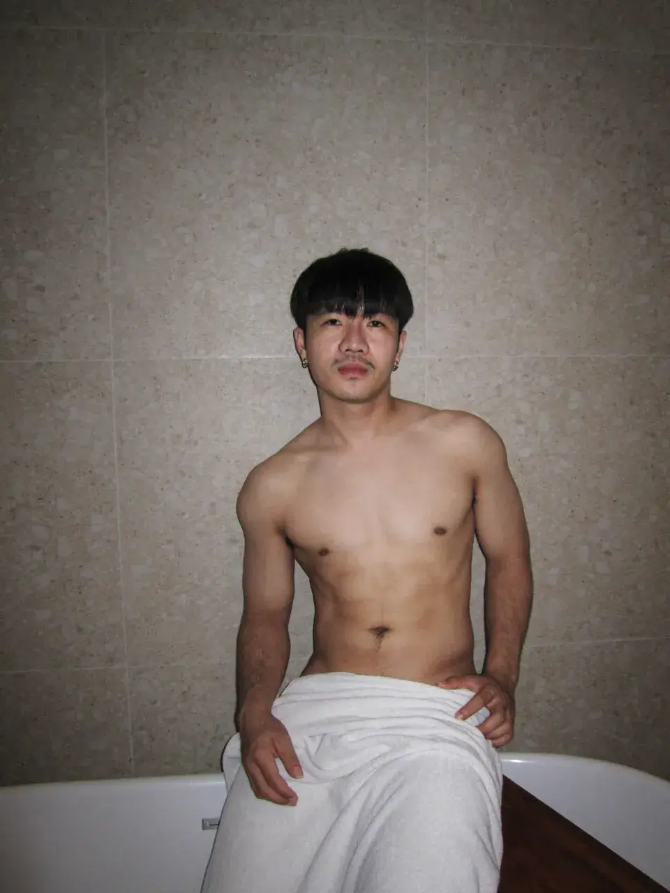 เสียวท้องน้อยรอเธอ