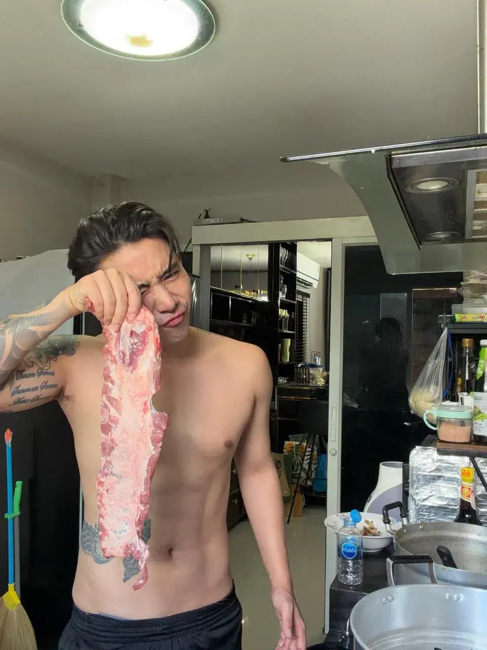 เสียวท้องน้อยรอเธอ