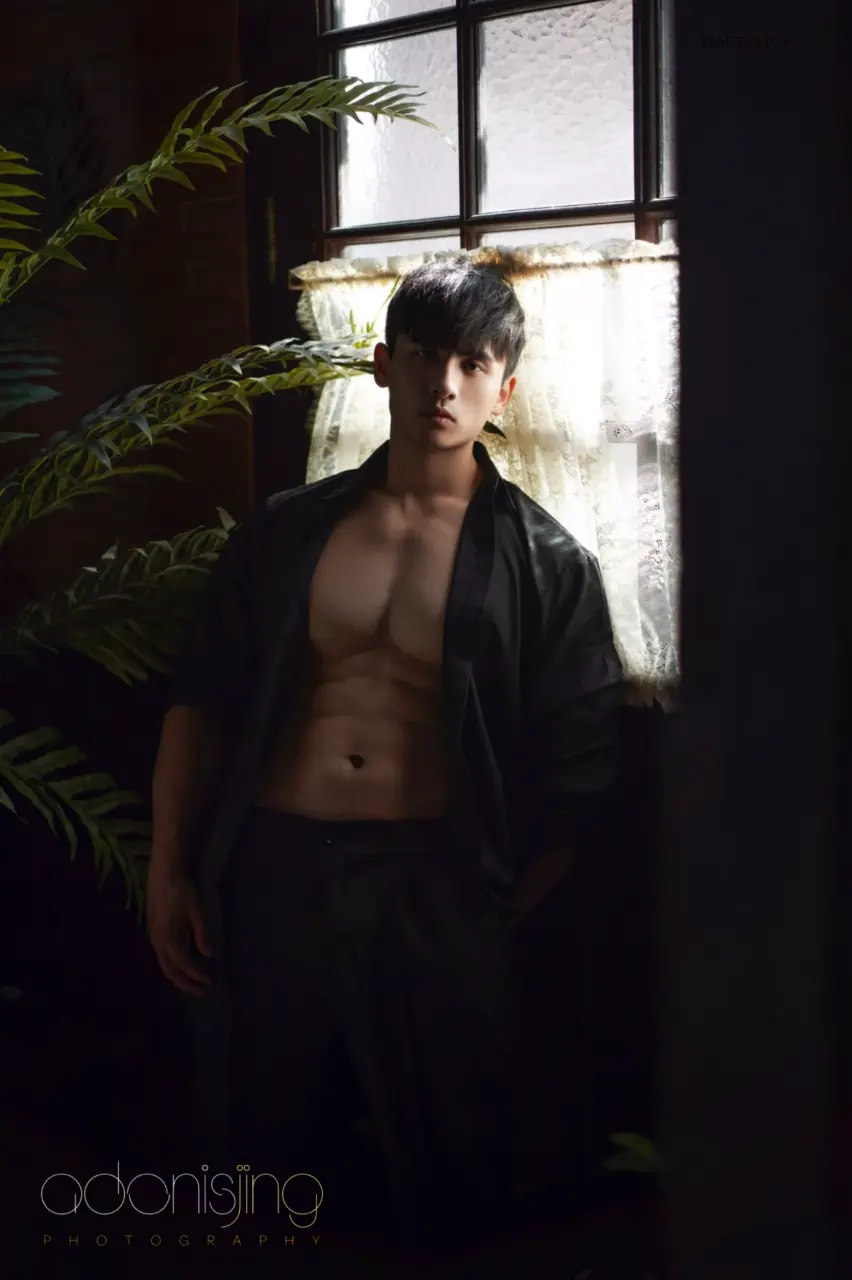 Photobook : GUAN 02 PART 02