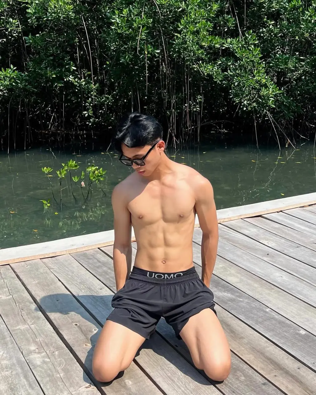 ถอดโชว์เรือนร่าง 2952