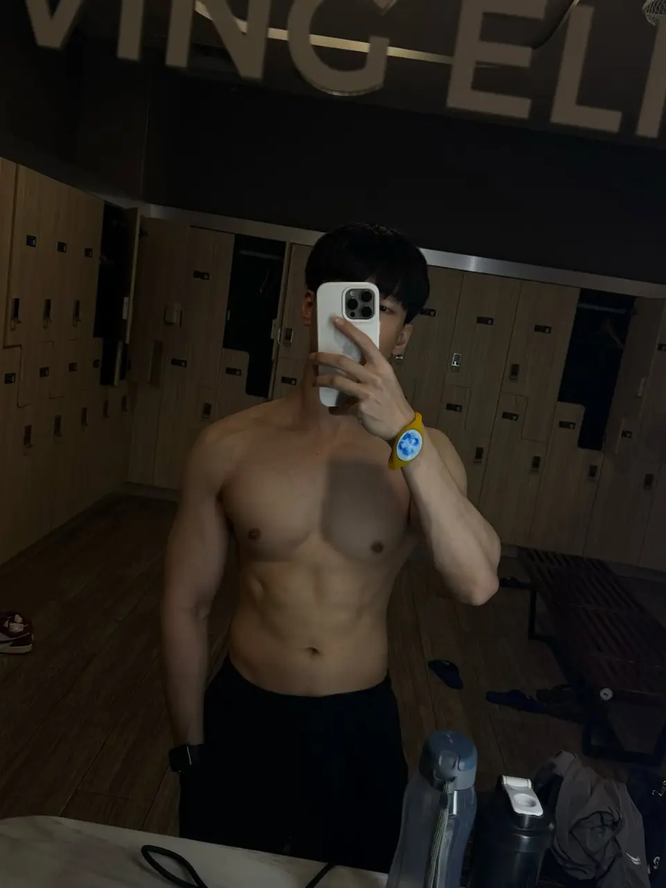 ถอดโชว์เรือนร่าง 2952