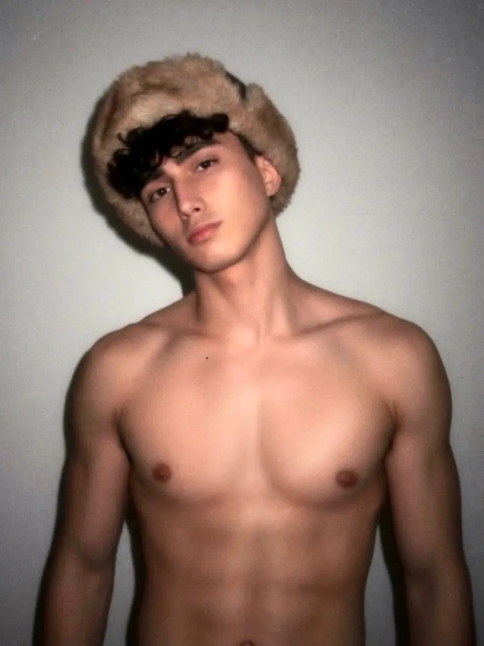 ถอดโชว์เรือนร่าง 2952