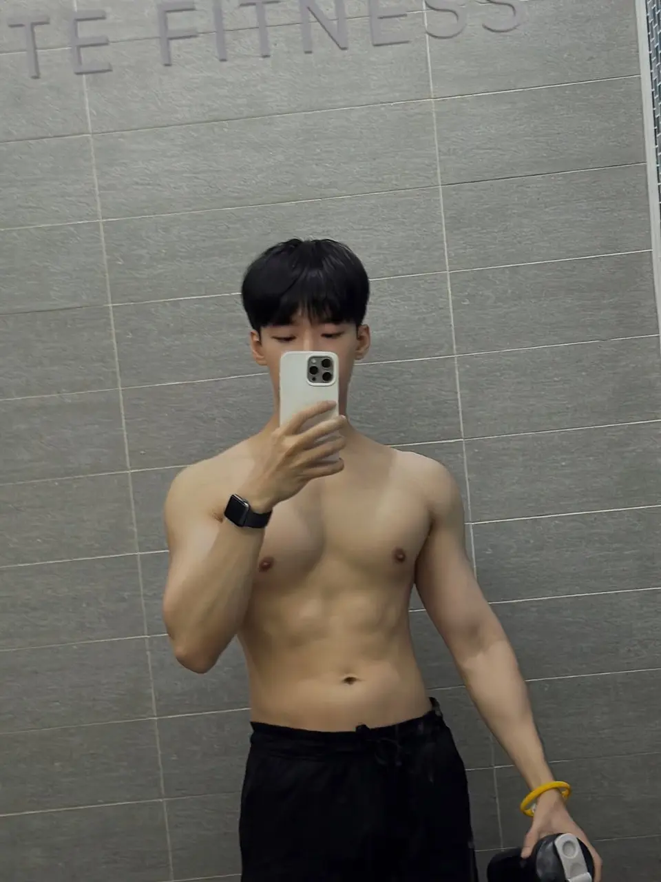 ถอดโชว์เรือนร่าง 2952