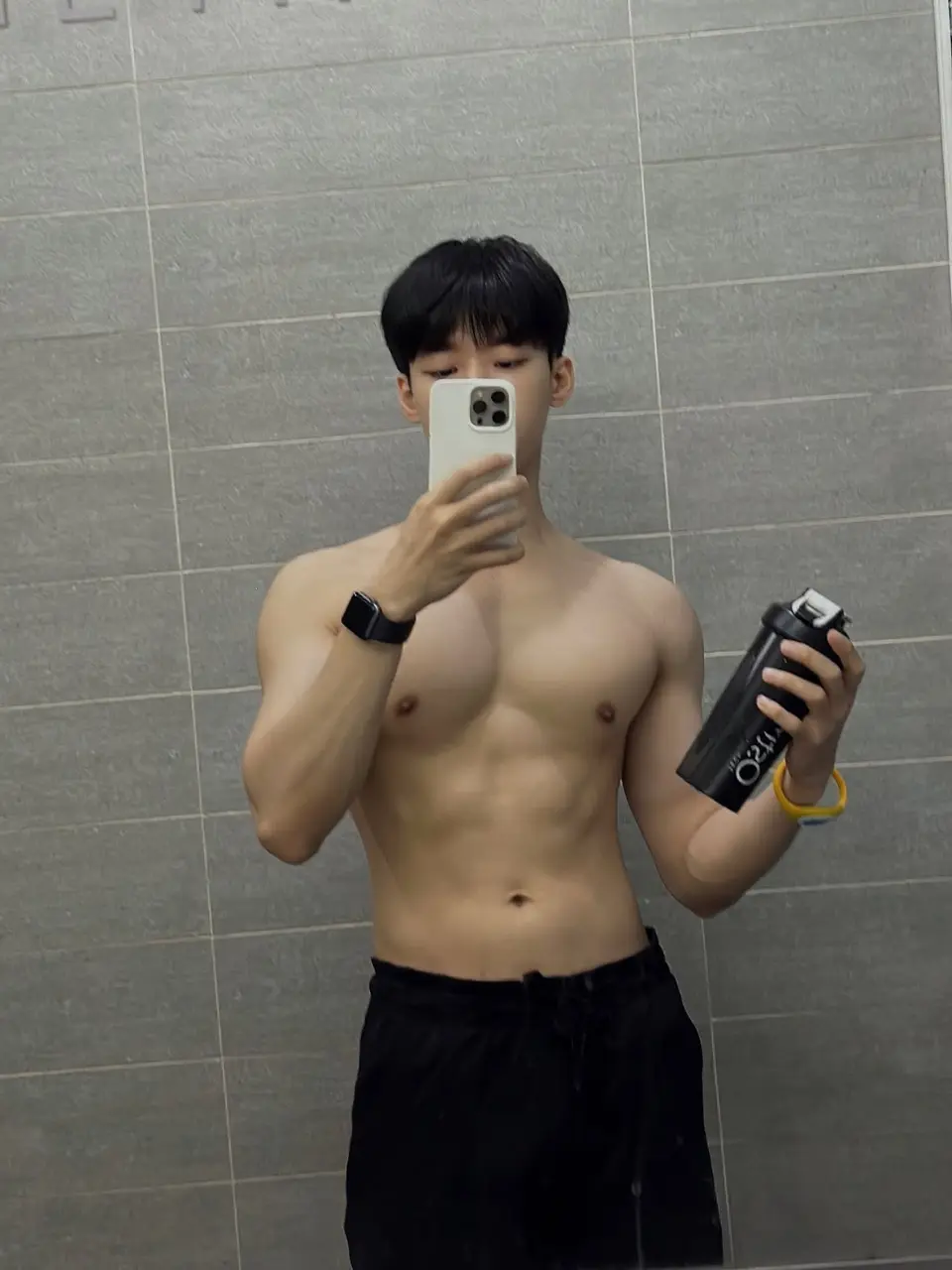 ถอดโชว์เรือนร่าง 2952