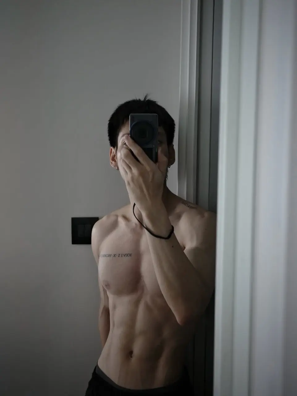 ถอดโชว์เรือนร่าง 2952