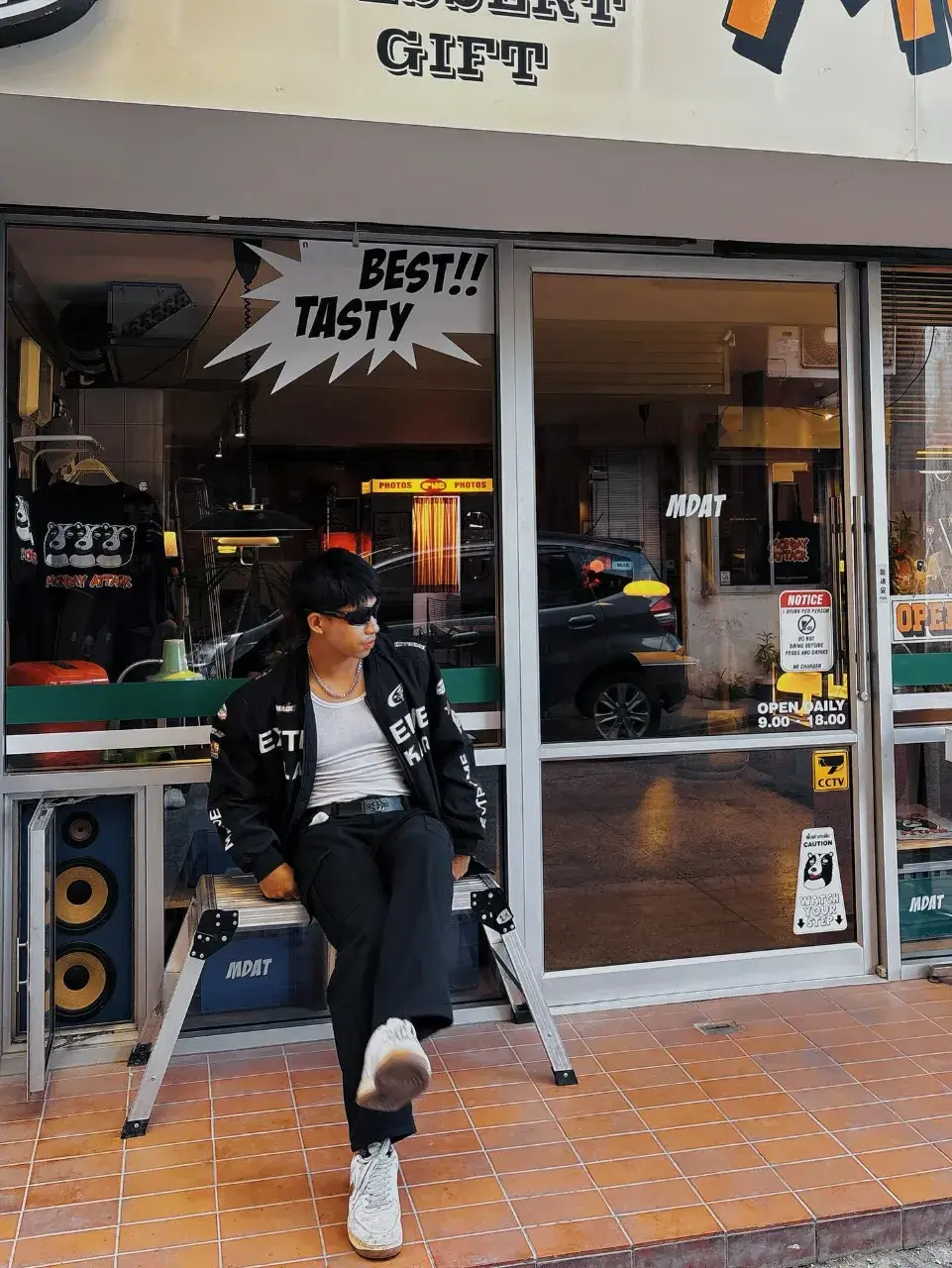 ของแซ่บที่ต้องลองลิ้มรส