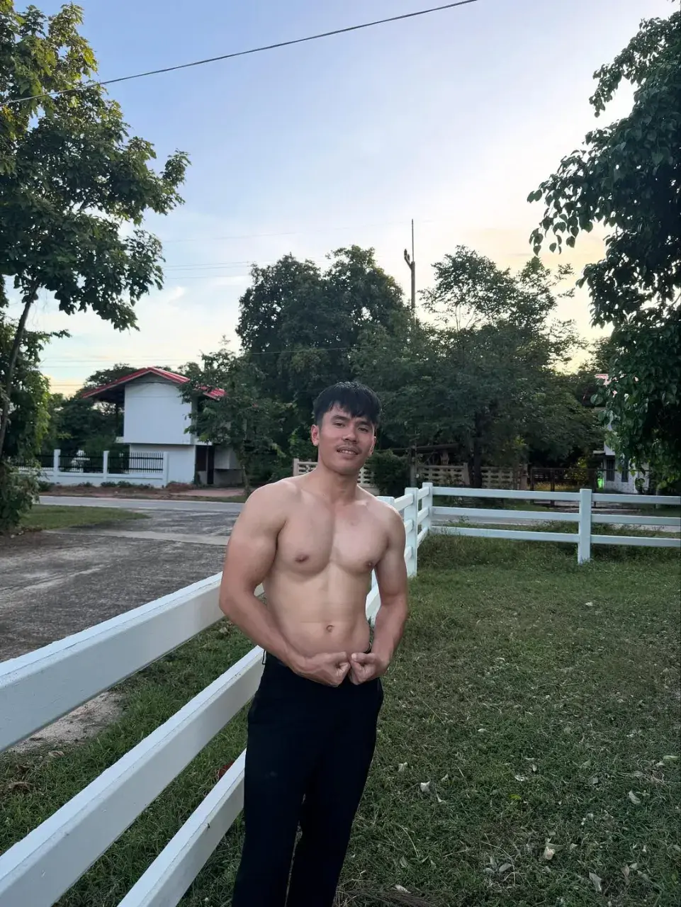 ของแซ่บที่ต้องลองลิ้มรส