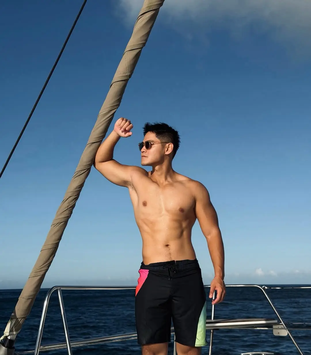 ของแซ่บที่ต้องลองลิ้มรส