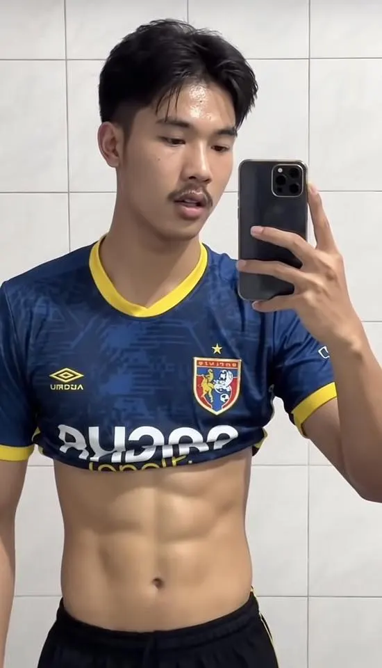 แบบนี้เลียไม่เคยเบื่อ