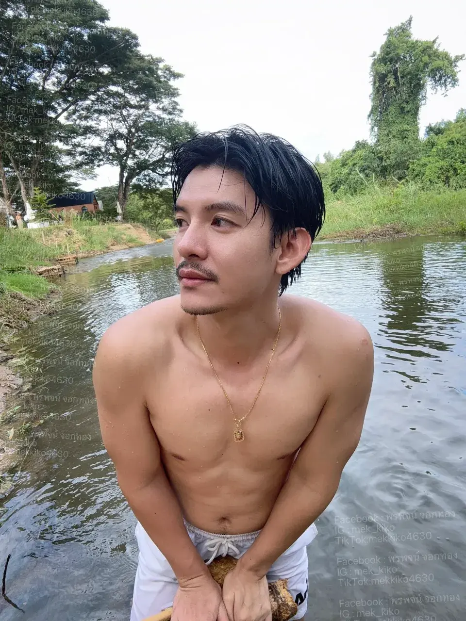 กรุบกรอบม๊วฟฟฟ