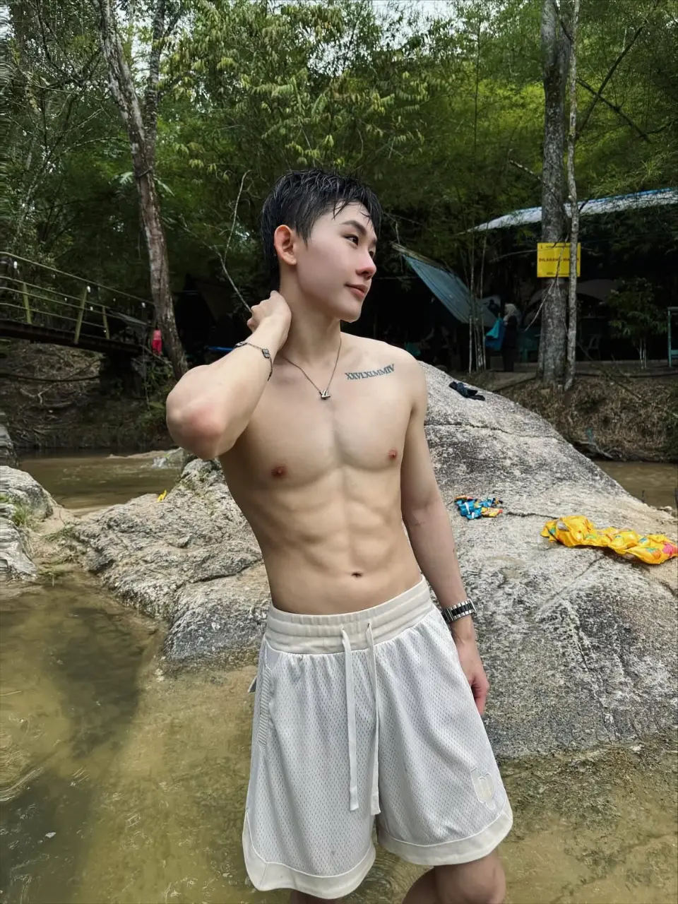 รูปหล่อเร้าอารมณ์ . 7