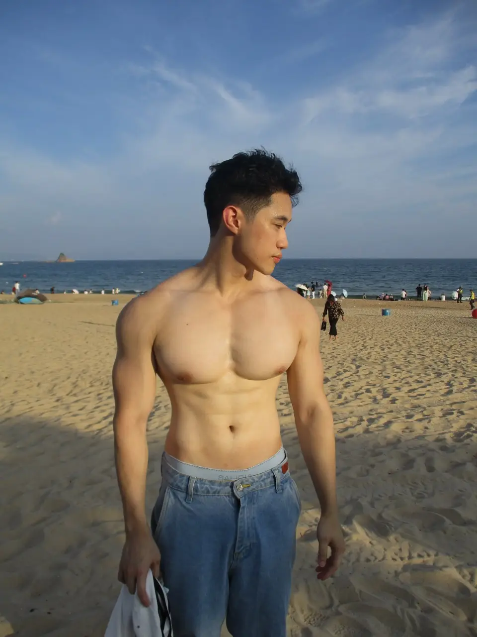 รูปหล่อเร้าอารมณ์ . 7