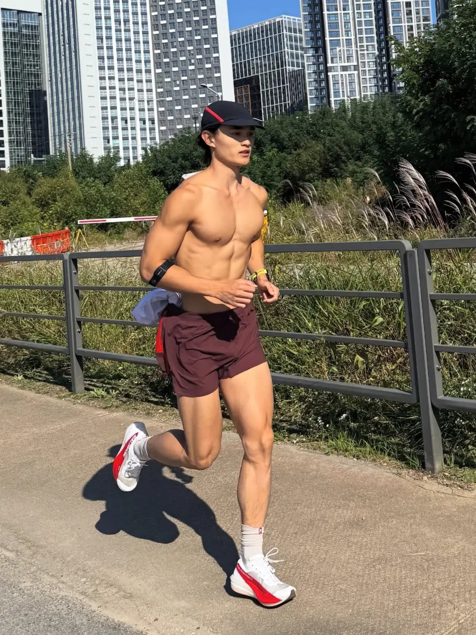 รูปหล่อเร้าอารมณ์ . 7