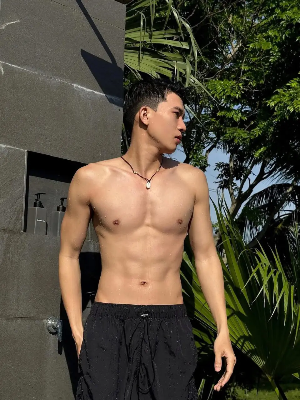 รูปหล่อเร้าอารมณ์ . 9