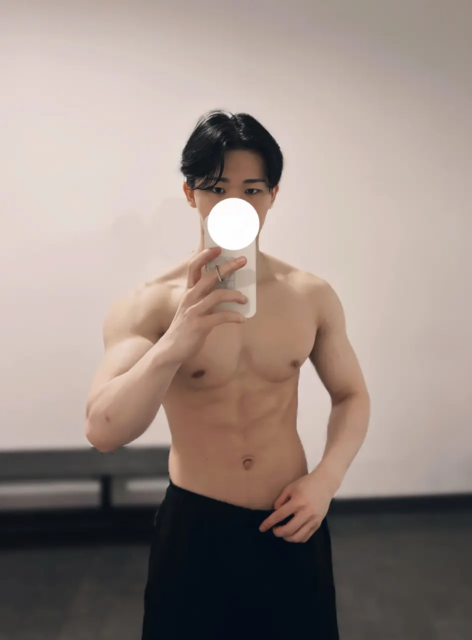 รูปหล่อเร้าอารมณ์ . 9