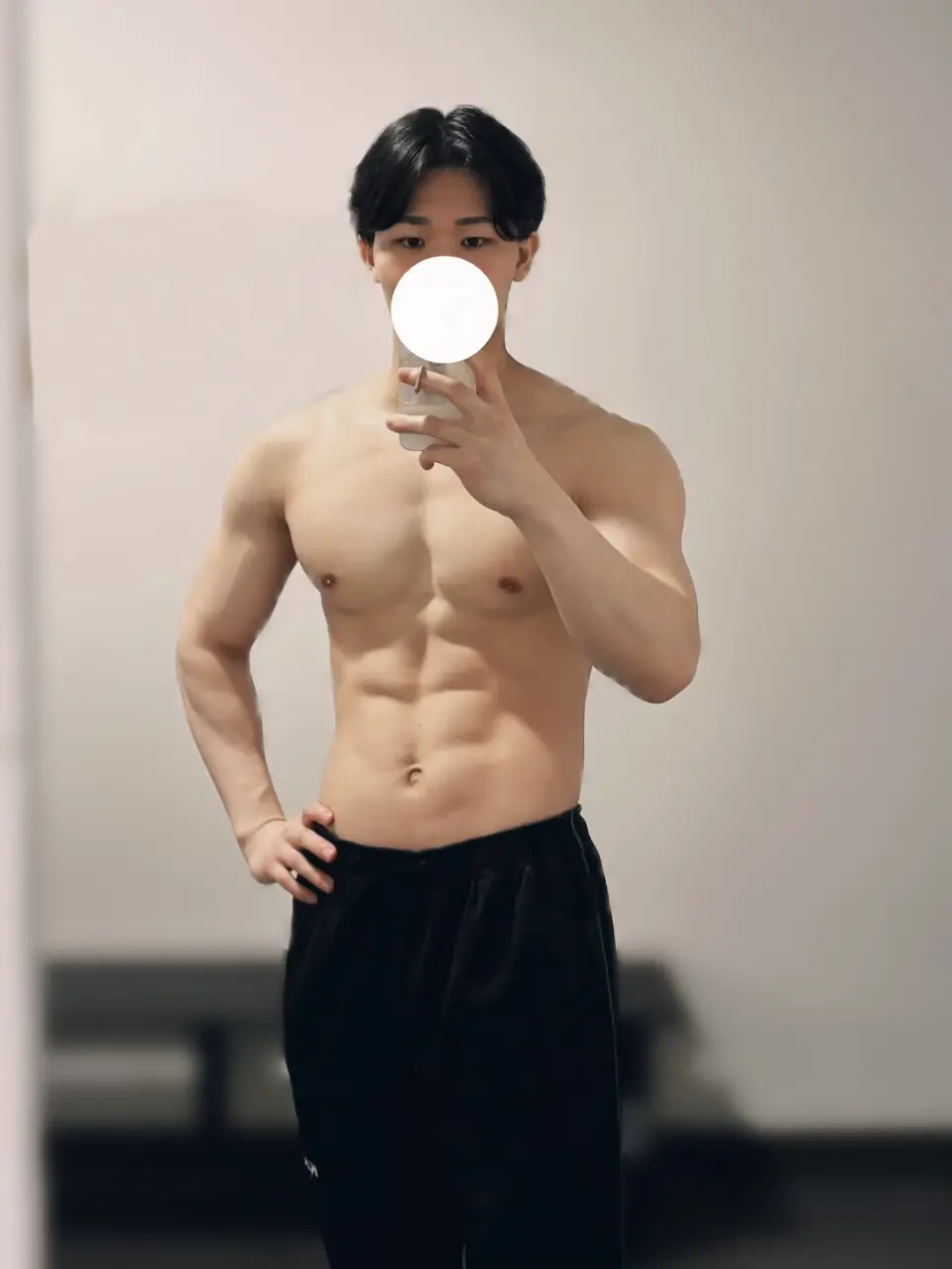 รูปหล่อเร้าอารมณ์ . 9