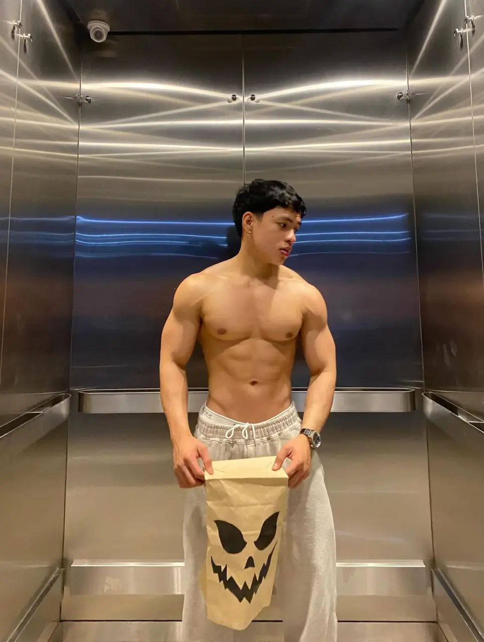 แฮปปี้ หำโลวีน