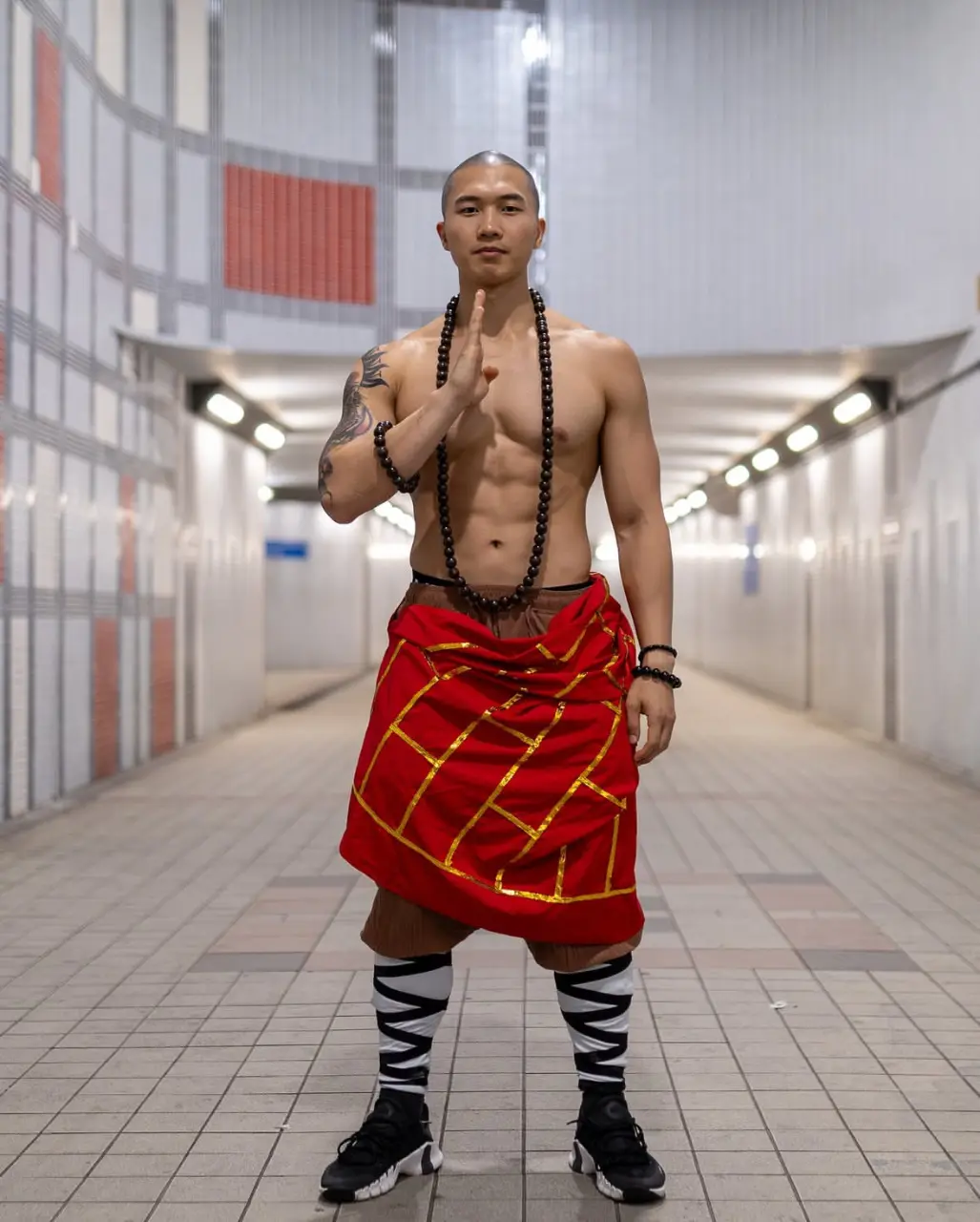 หนุ่มหล่อหลอกเสียว