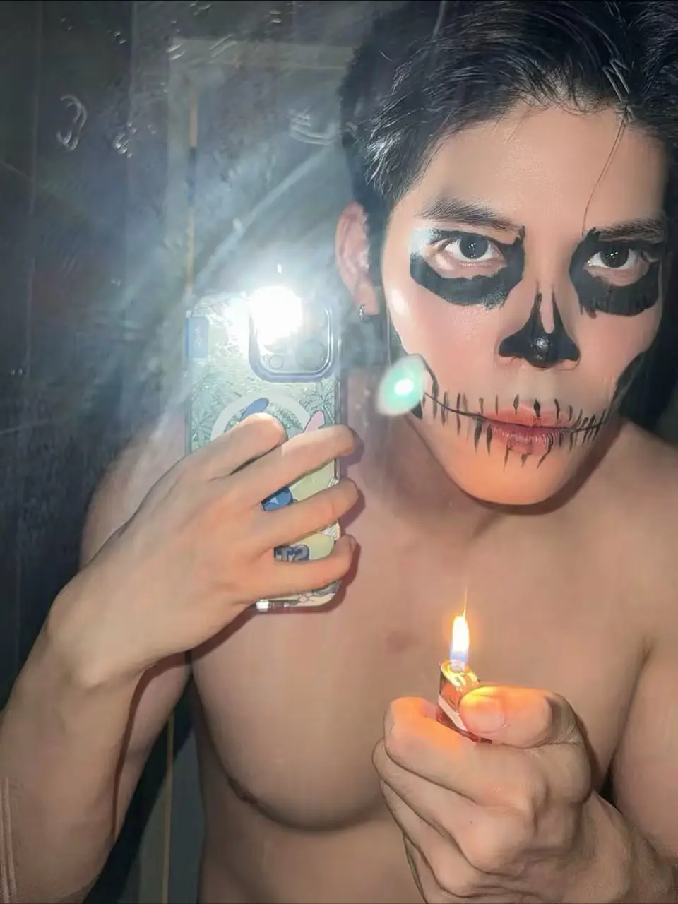 หนุ่มหล่อหลอกเสียว